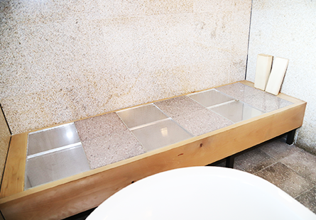 岩盤温熱浴（水晶の癒） | 元氣倶楽部/水晶の癒｜名古屋市名東区の体幹